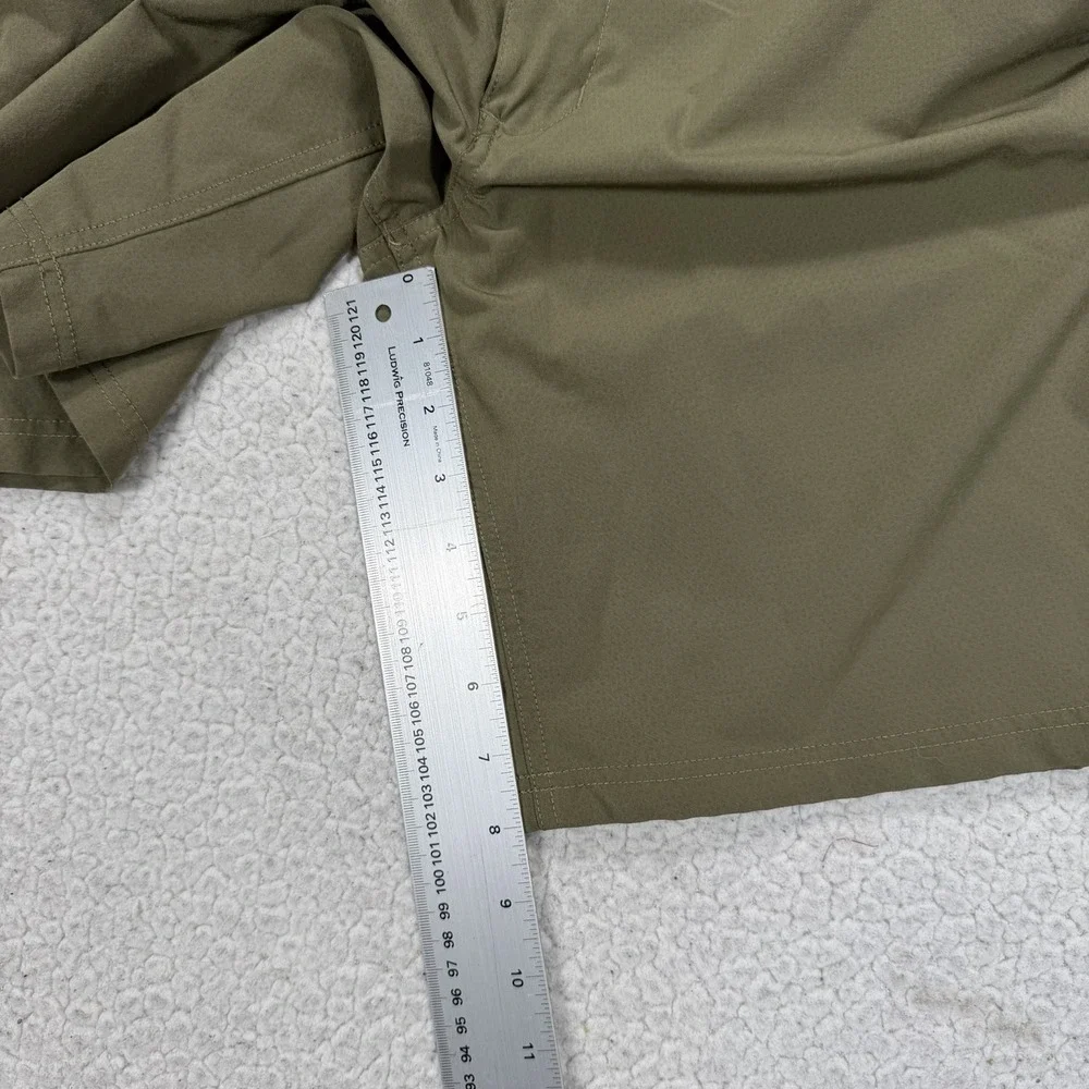 The North Face Shorts Men's 34 Olive Hiking Outdoors Gorpcore Trail Performance